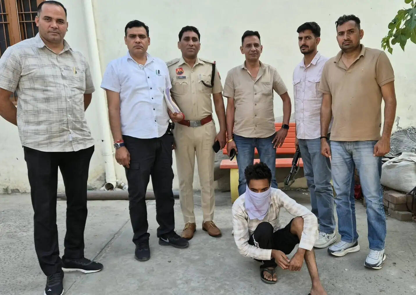 कैथल: मोबाइल दुकान पर फायरिंग का आरोपी काबू