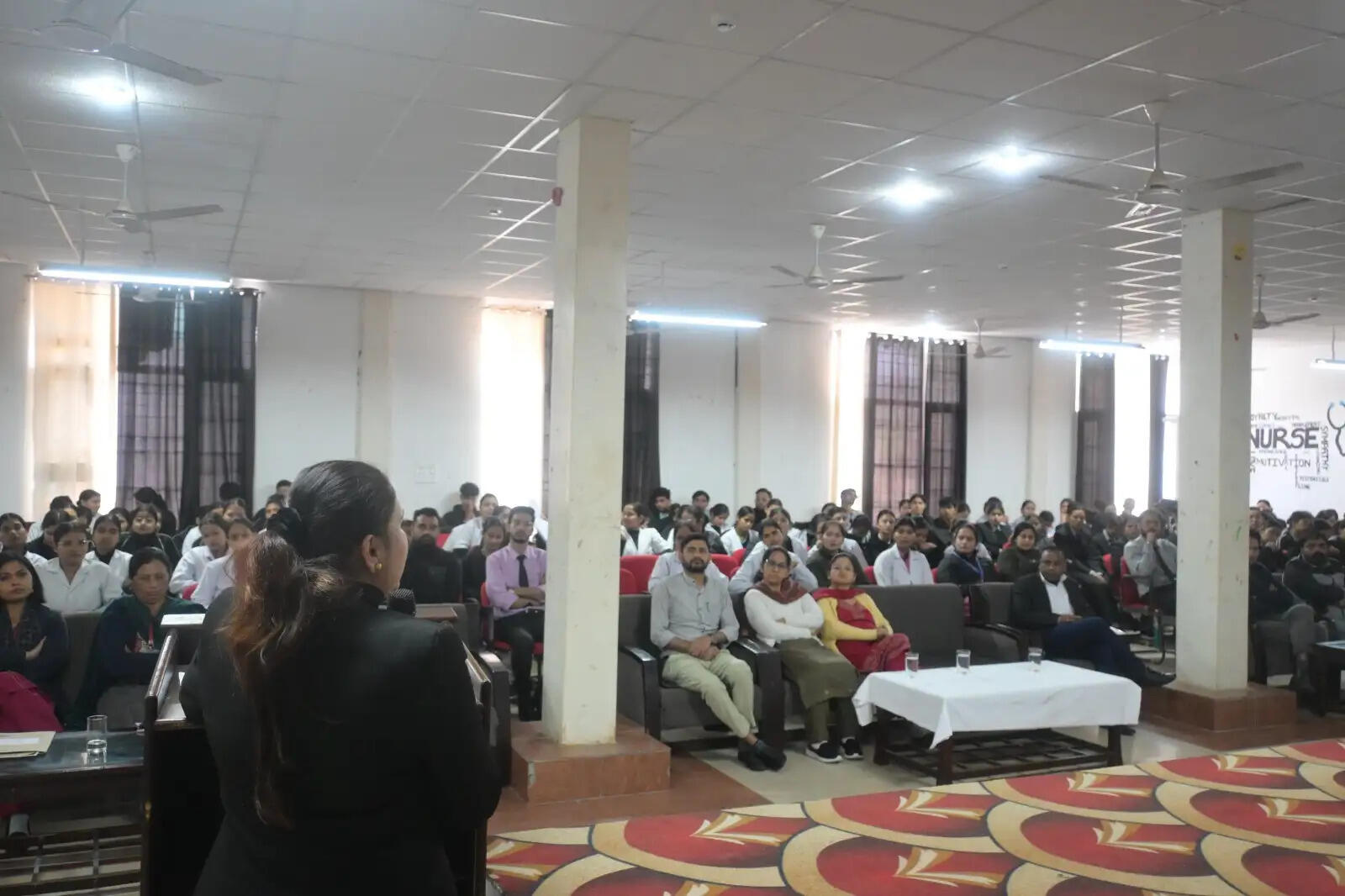 विश्व उपभोक्ता अधिकार दिवस पर नर्सिंग कॉलेज डोभ श्रीकोट में विधिक जागरुकता शिविर आयोजित