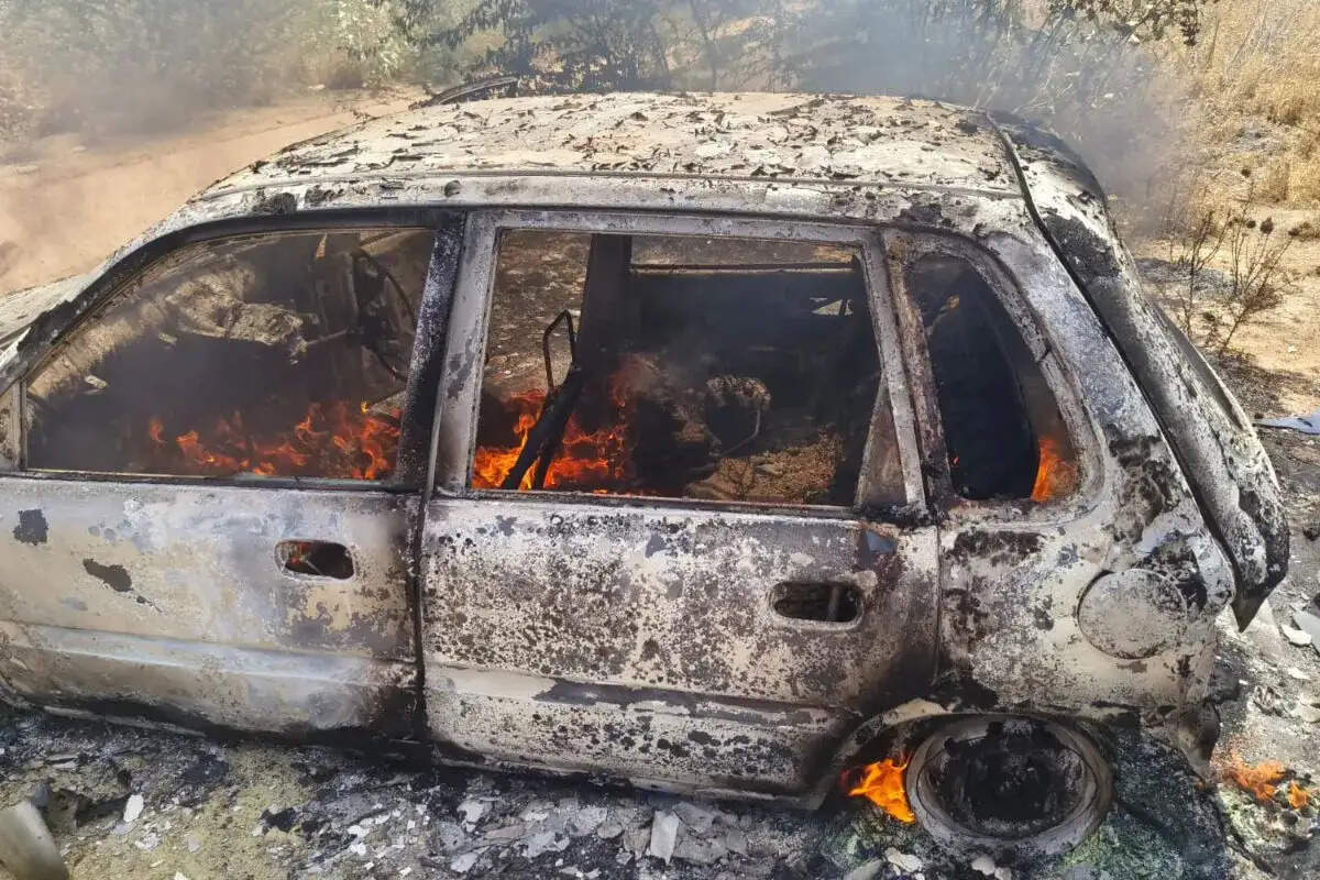 घर से निकला व्यापारी डेढ़ घंटे बाद ही कार में जिंदा जलकर मरा