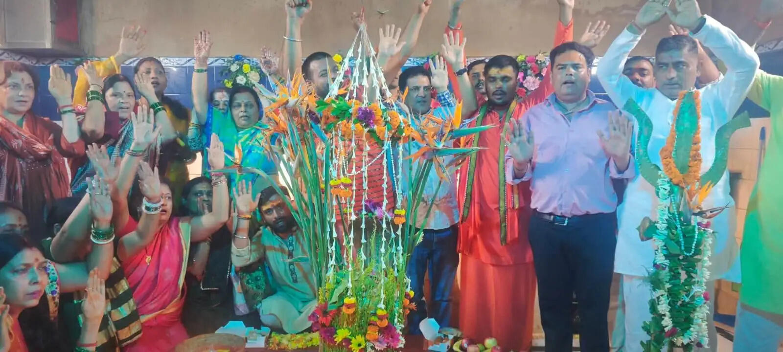 हर-हर महादेव से गूंजा मोरहाबादी, यज्ञा बाबा आश्रम में शिवभक्ति का संगम