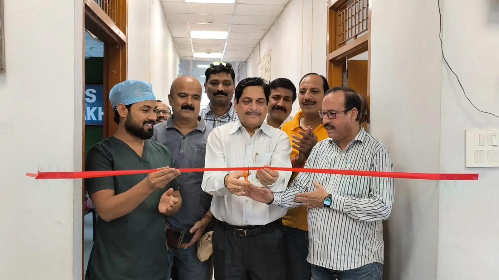 गोरखपुर जर्नलिस्ट्स प्रेस क्लब में निःशुल्क डेंटल कैंप का आयोजन,100 पत्रकारों का दंत परीक्षण