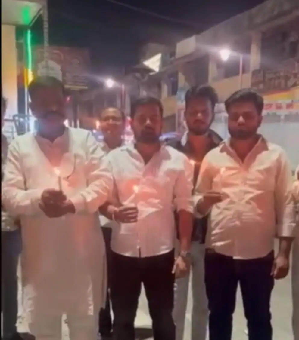 जम्मू-कश्मीर के पहलगाम में हुए आतंकी हमले की बरसी पर श्रद्धांजलि सभा का आयोजन