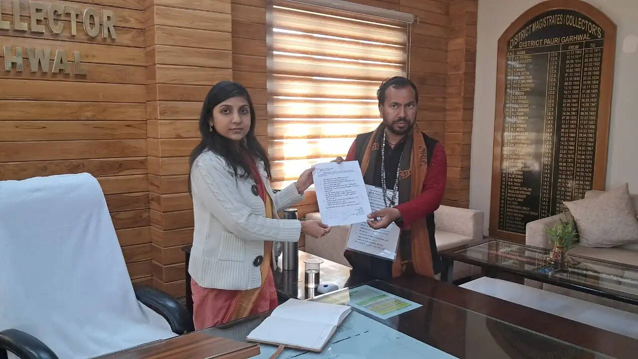 पाबौ को उपतहसील का दर्जा देने सहित विभिन्न समस्याओं के हल को पैदलयात्रा जारी