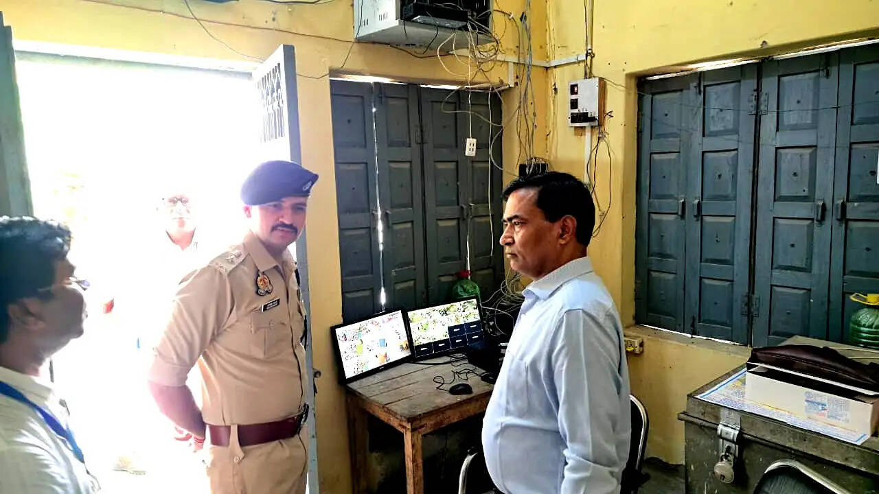 कड़ी सुरक्षा व्यवस्था के बीच संपन्न हुई प्रवक्ता भर्ती प्रारंभिक परीक्षा, 3438 अभ्यर्थियों ने दी परीक्षा