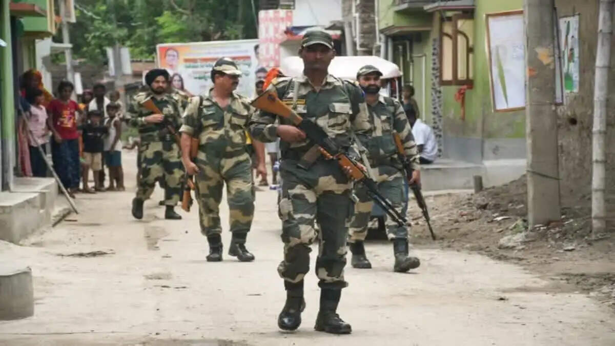 हुगली में पहुंची केंद्रीय सुरक्षा बल