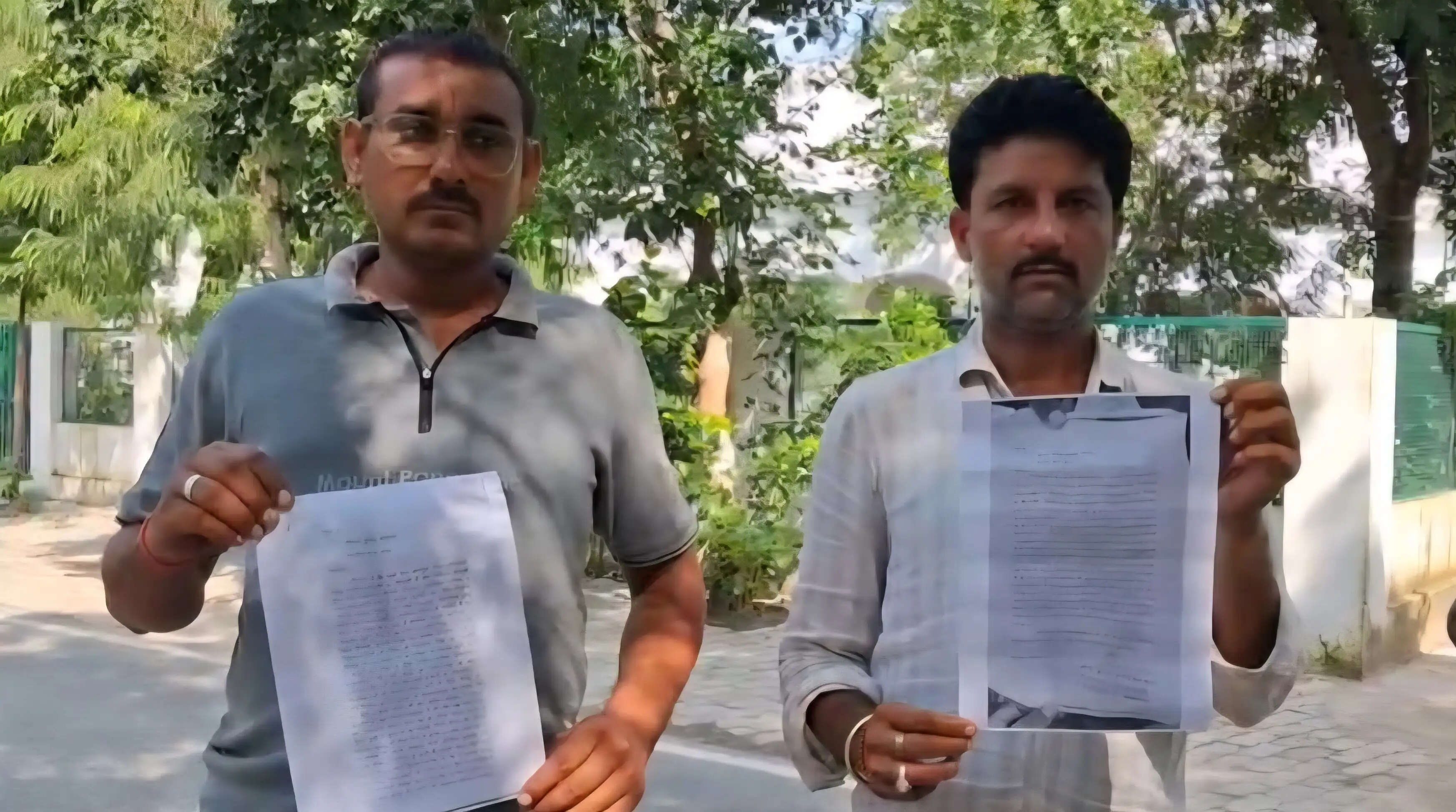 बेखौफ दबंग भू-माफिया जमीनों पर कर रहे कब्जा, पीड़ितों ने खटखाटाया डीएम का दरवाजा