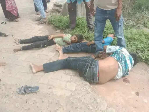 नीमच&nbsp;में&nbsp;ट्रैक्टर की टक्कर से 11 वर्षीय बच्चे की मौत, तीन घायल,&nbsp;टक्कर के बाद ट्रैक्टर चालक फरार
