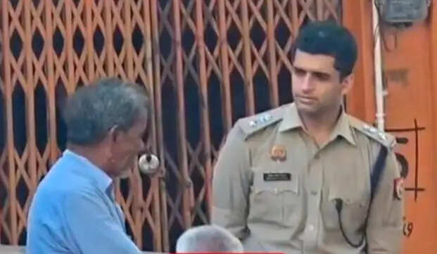 फल विक्रेता हत्याकांड में मुकदमा दर्ज, एसपी ने घटनास्थल का किया निरीक्षण