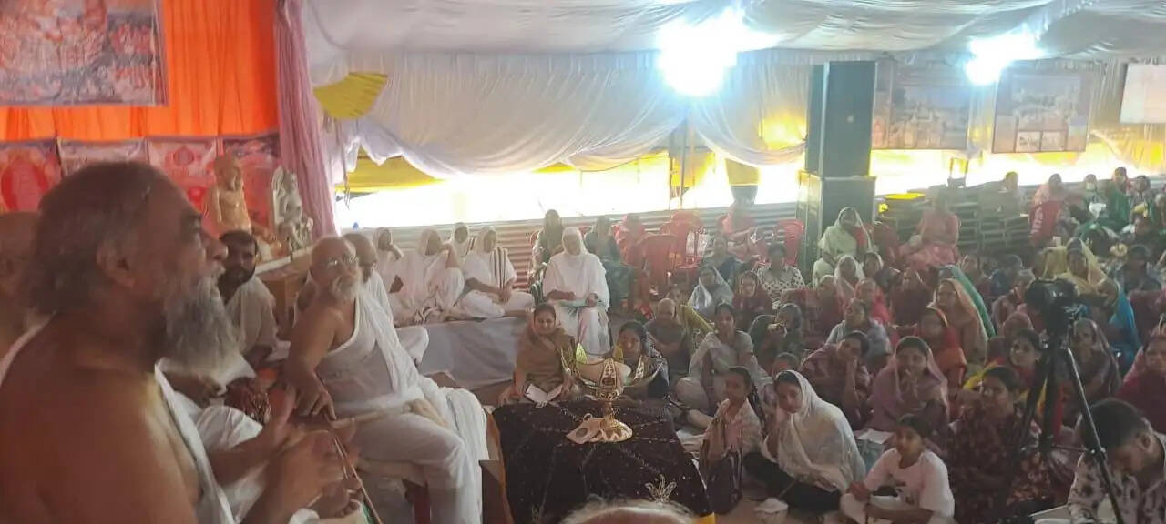 बच्चों को धर्म संस्कृति रक्षा के योग्य बनाओ, उनके शारीरिक मानसिक विकास पर ध्यान दो - आचार्य श्री सागरचन्द्रसागरजी