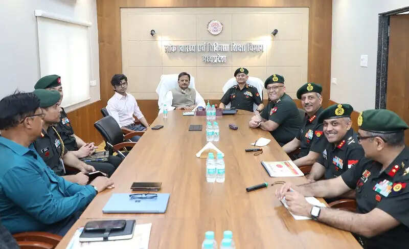 भोपाल में प्रस्तावित सेना दिवस आयोजन प्रदेशवासियों को भारतीय सेना की समृद्ध परंपरा से जोड़ने का अवसर : राजेन्द्र शुक्ल