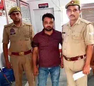 पत्रकार बनकर चौथ वसूली करने का आराेपित गिरफ्तार