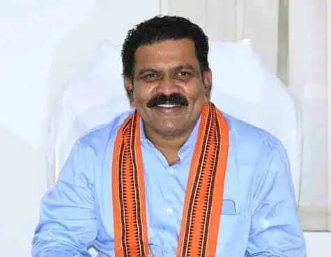 रायपुर : बस्तर की खुशहाली और नक्सल मुक्त छत्तीसगढ़ को समर्पित बजट : मंत्री विजय शर्मा