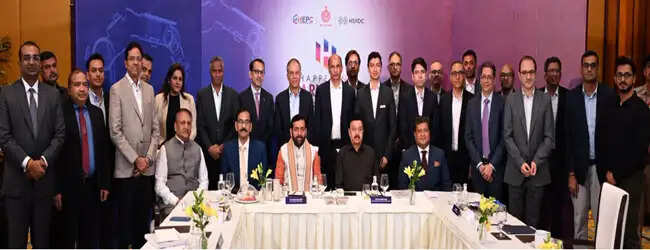 हैपनिंग हरियाणा 2.0 : मुंबई में निवेशकों से मिले सीएम सैनी, जल्द आएगी नई डिफेंस सेक्टर पॉलिसी