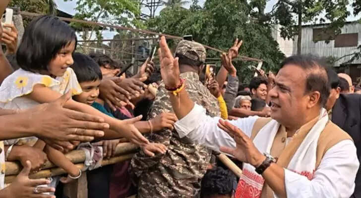 दिनहाटा में हिमंत बिस्वा सरमा ने ममता पर साधा निशाना, पूछा - “महिला बिल का विरोध क्यों?”