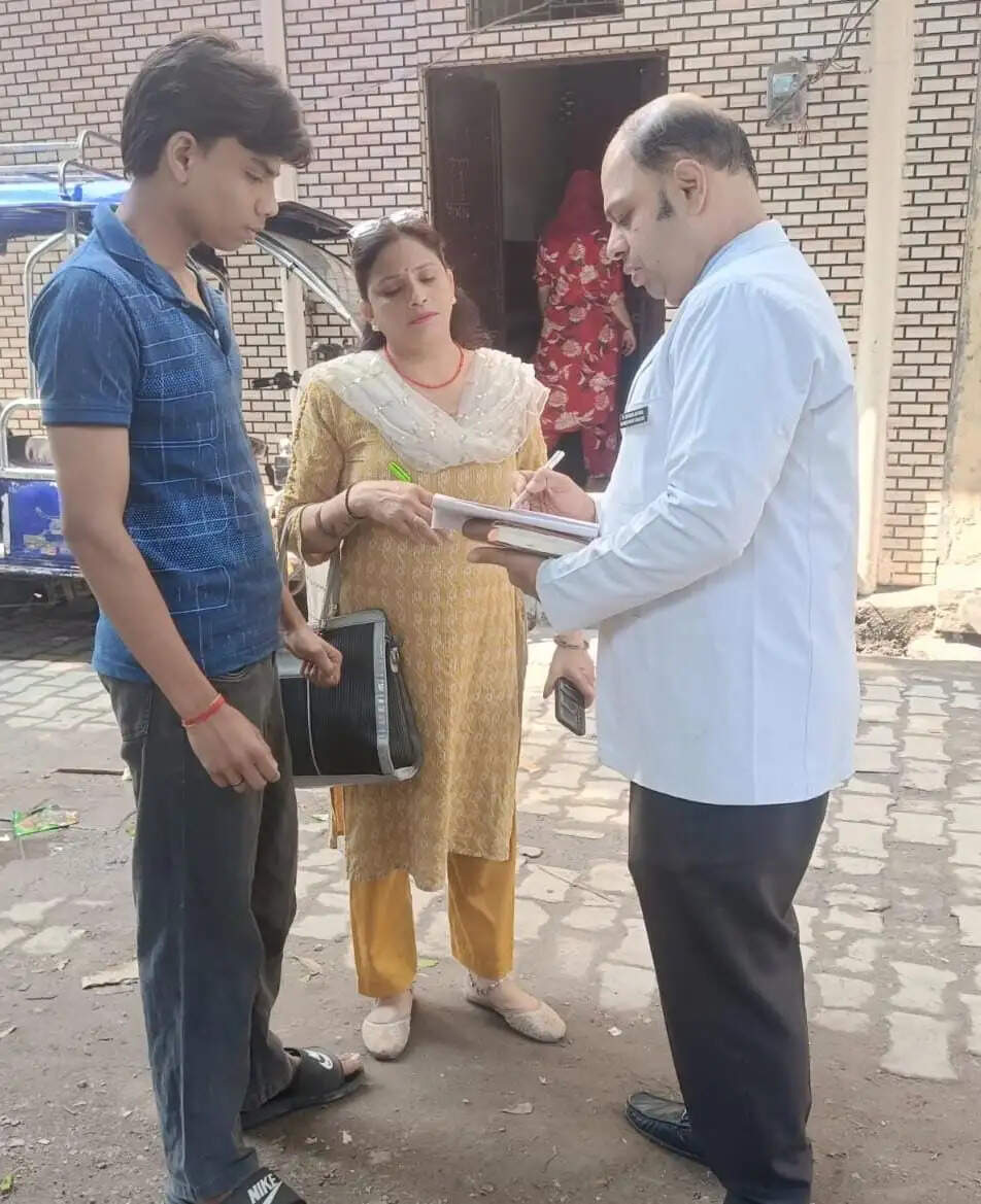 मुरादाबाद : कुष्ठ रोगी खोजी अभियान में 1318 सम्भावित रोगियों की खोज