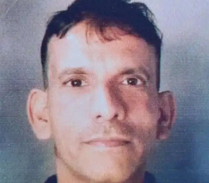 पेड़ पर लटका मिला युवक का शव, हत्या का आरोप