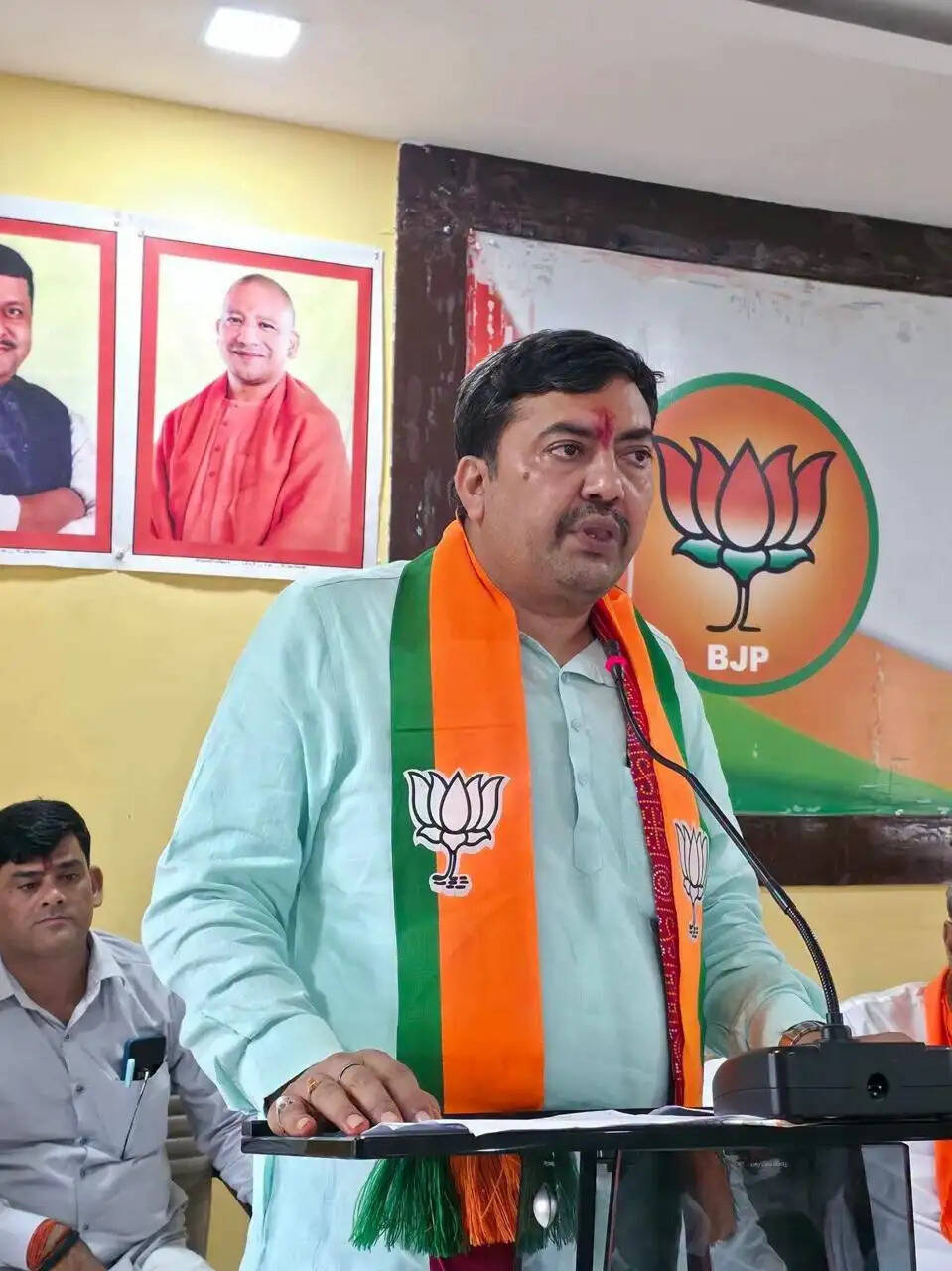 प्रयागराज के यमुनापार की चारों विधानसभा सीटों पर कमल खिलाने का संकल्प लें कार्यकर्ता : अनिल सिंह
