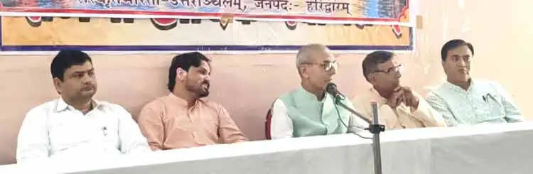 संस्कृत ज्ञान प्रतियोगिता में शिवडेल स्कूल प्रथम, सरस्वती विद्या मंदिर द्वितीय