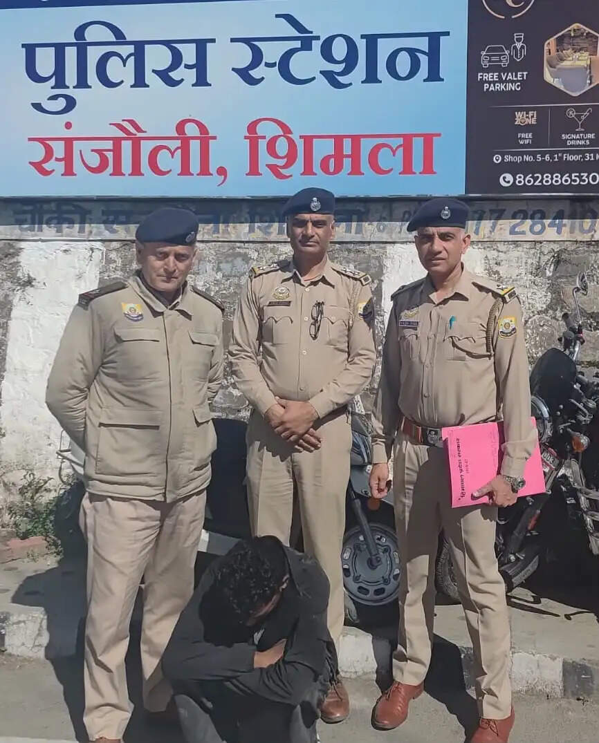 सीसीटीवी से मिले सुराग, मंदिर चोरी का आरोपी काबू