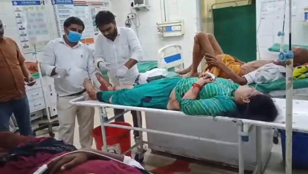 सिटी रेलवे ब्रिज के पास सड़क हादसे में स्कूटी सवार भाई की मौत, बहन घायल