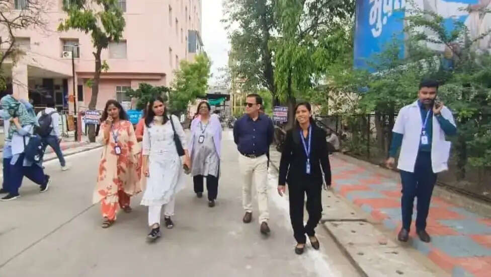 उज्जैनः एनक्यूएएस की टीम ने प्रारंभ किया निरीक्षण, गंदगी देख नाराज हुए सदस्य