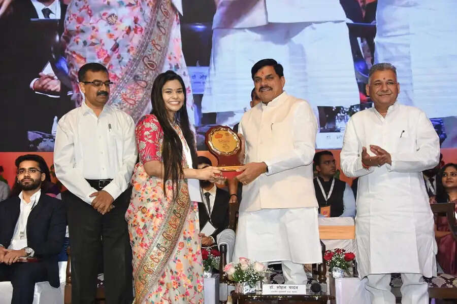 यूपीएससी परीक्षा की सफलता में मप्र की बढ़ती उपस्थिति गौरव का विषय: मुख्यमंत्री डॉ. यादव