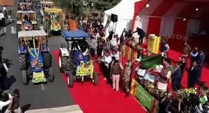 भोपाल में निकली 1100 ट्रैक्टरों की महारैली,&nbsp;मुख्यमंत्री डॉ.&nbsp;यादव ने हरी झंडी दिखाकर किया&nbsp;रवाना