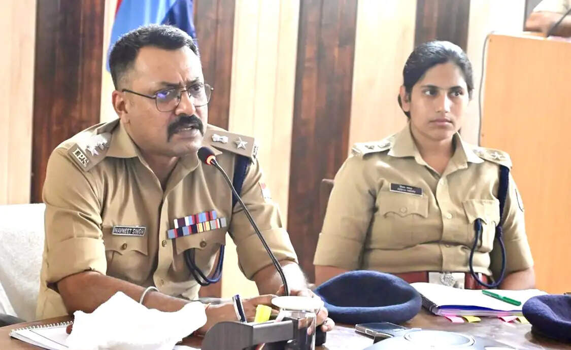 गैंगबाजी और रीलबाजों पर पुलिस कसेगी शिकंजा