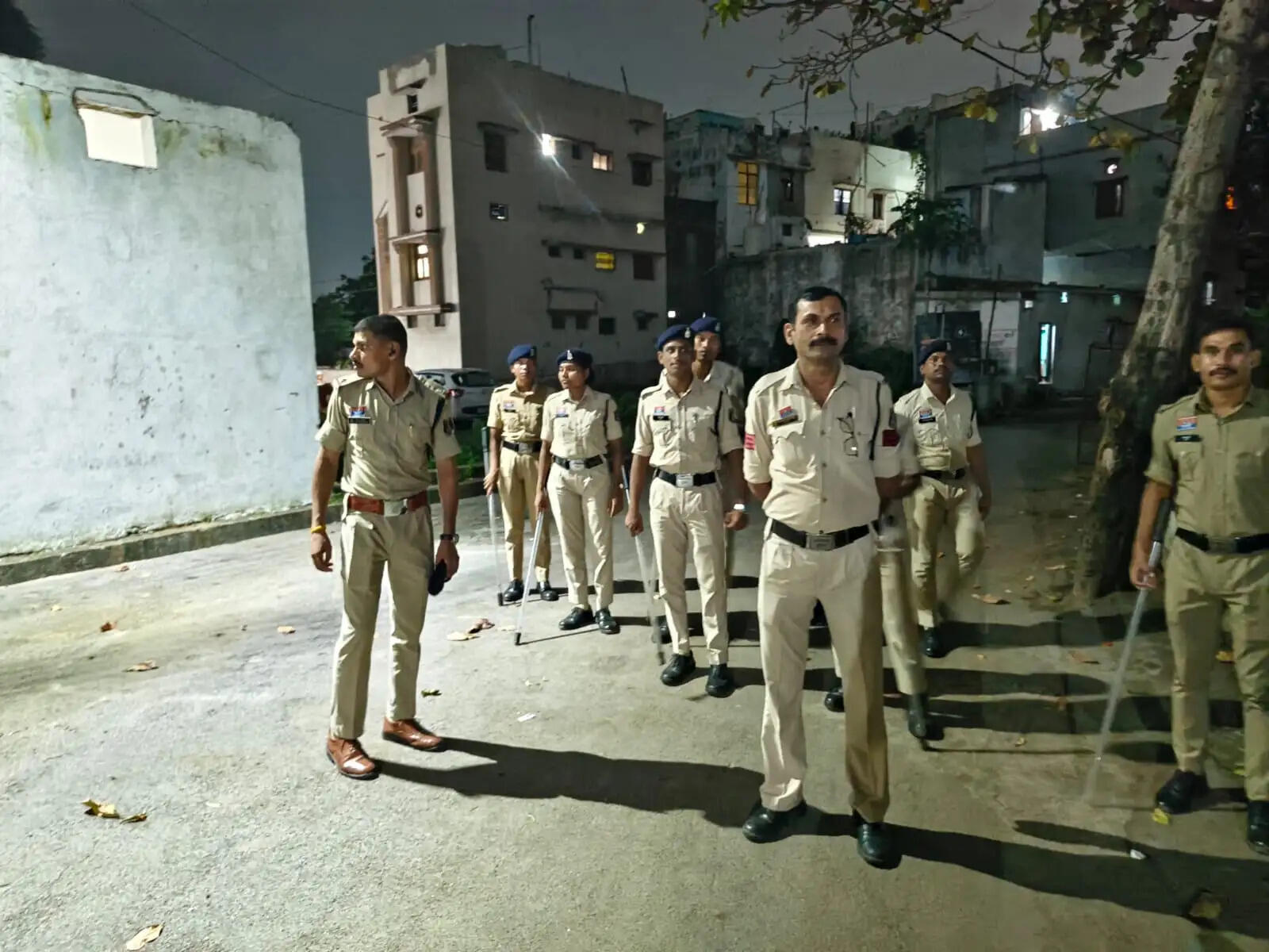 स्वतंत्रता दिवस : आठ सौ से अधिक पुलिस अधिकारी और जवान संभाल रहे सुरक्षा की कमान, एंट्री-एग्जिट पॉइंट पर 24 घंटे नाकेबंदी