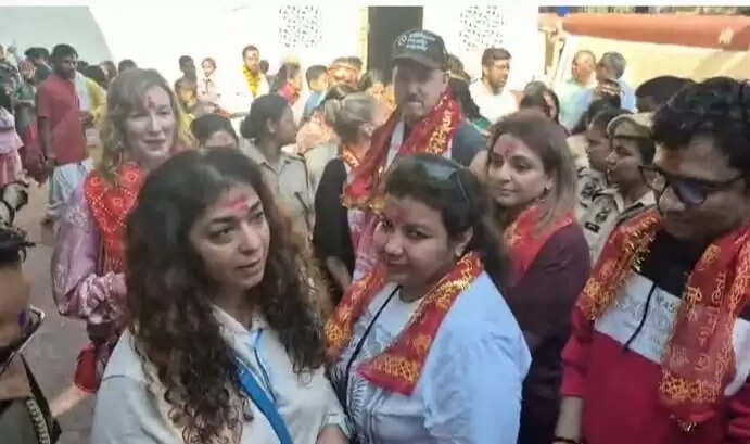 कामाख्या धाम में पॉप स्टार पोस्ट मेलोन! विश्व प्रसिद्ध अमेरिकी रैप और उनके बैंड ने किया मां का दर्शन