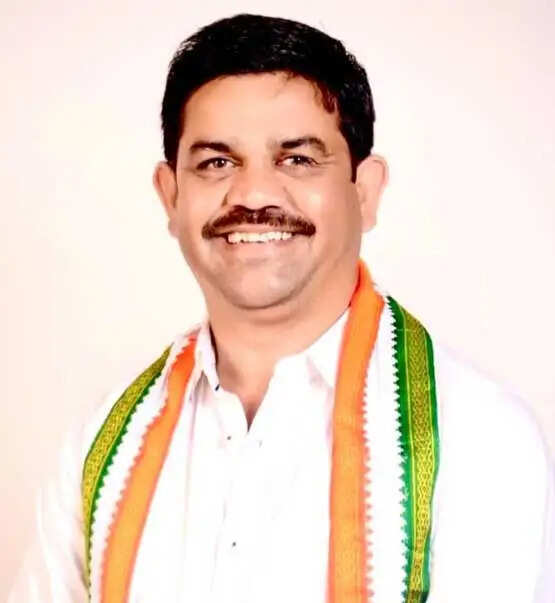 मंत्री केदार कश्यप की पत्नी की कंपनी काे 20 करोड़ का प्लॉट दिए जाने की उच्चस्तरीय जांच हाे : विक्रम मंडावी