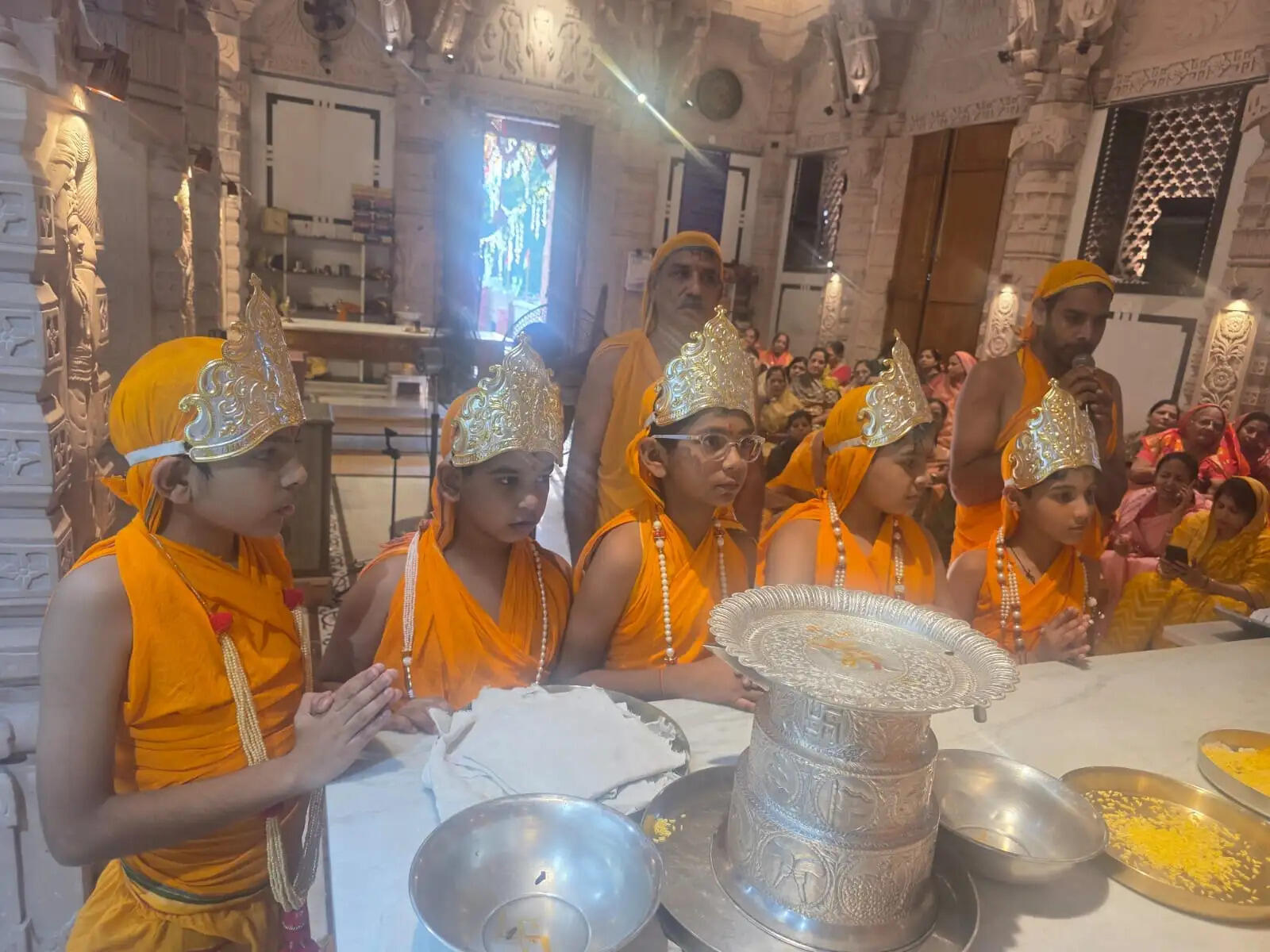 चांदी की पालकी में निकले श्रीजी, क्षमावाणी के साथ दशलक्षण महापर्व संपन्न