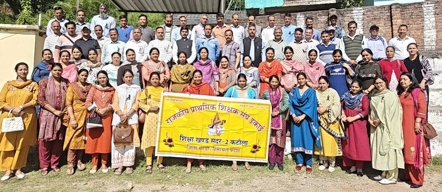 प्राथमिक विद्यालयों में प्रशिक्षित अध्यापकों की तैनाती सुनिश्चित करे शिक्षा विभाग: लेख राज ठाकुर