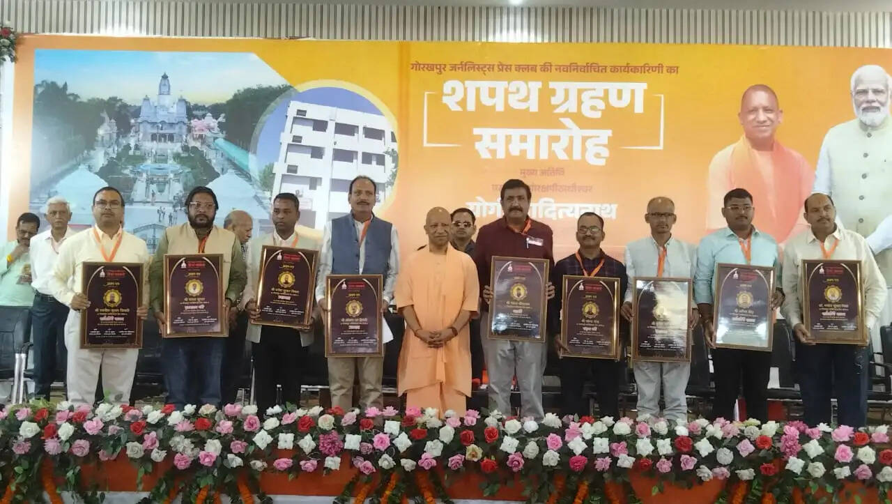 पत्रकारिता के अलग-अलग आयामों में समन्वय आवश्यक : मुख्यमंत्री