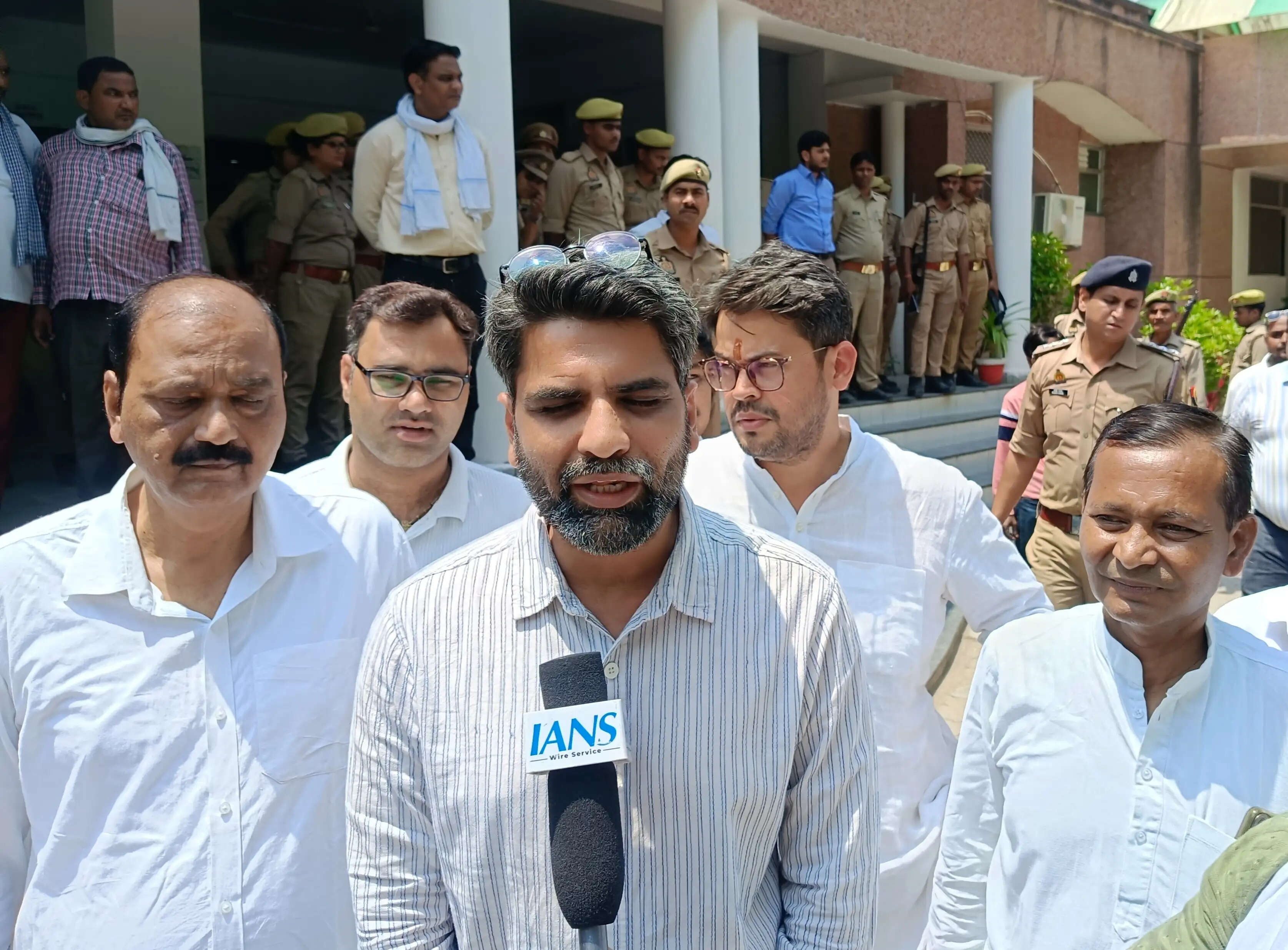 पुल हादसे को युवा कांग्रेस के राष्ट्रीय प्रभारी ने बताया संस्थागत हत्या