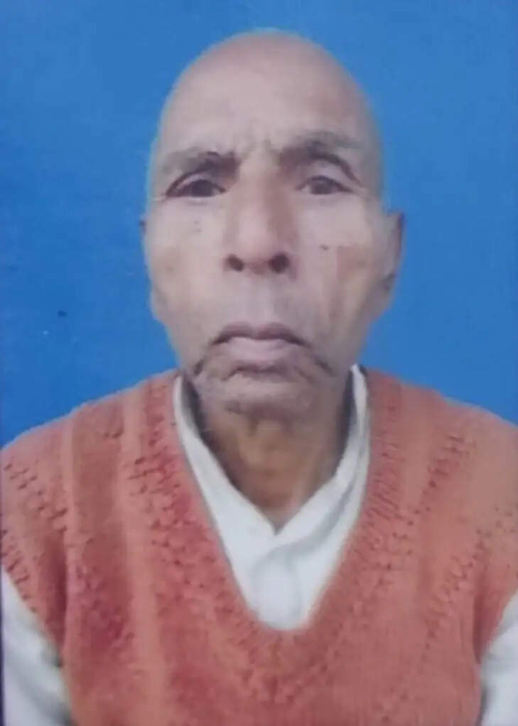 फर्रुखाबाद में सांड के हमले में घायल किसान की माैत