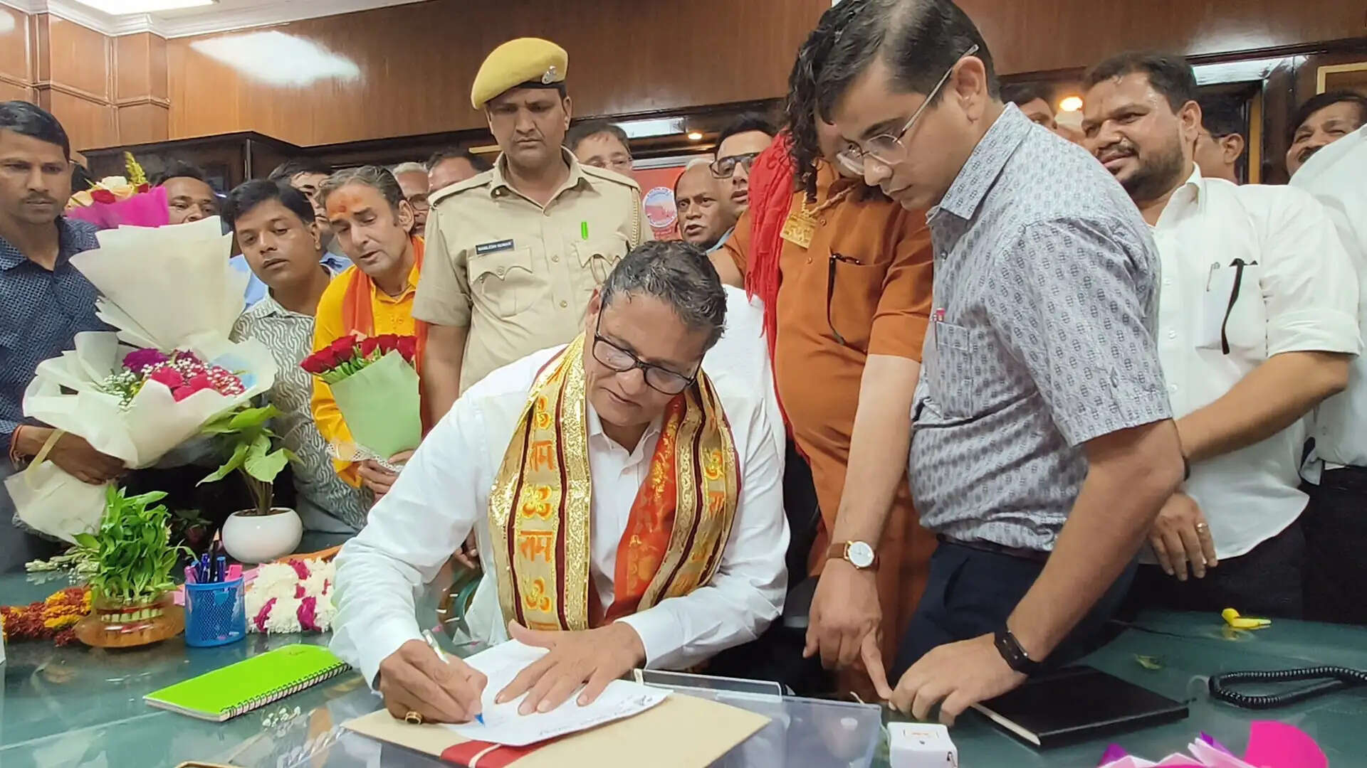 सुनील कोठारी के सिर सजा जयपुर महापौर का ताज