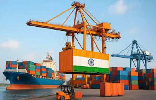 देश का निर्यात मार्च महीने में 7.44 फीसदी घटकर 38.92 अरब डॉलर पर रहा