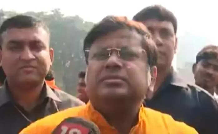 बाबरी मस्जिद के बाद ब्रिगेड में गीता पाठ, हुमायूं पर भाजपा का निशाना