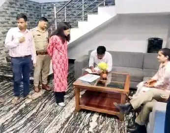 नियमों के उल्लंघन पर रिसॉर्ट सील
