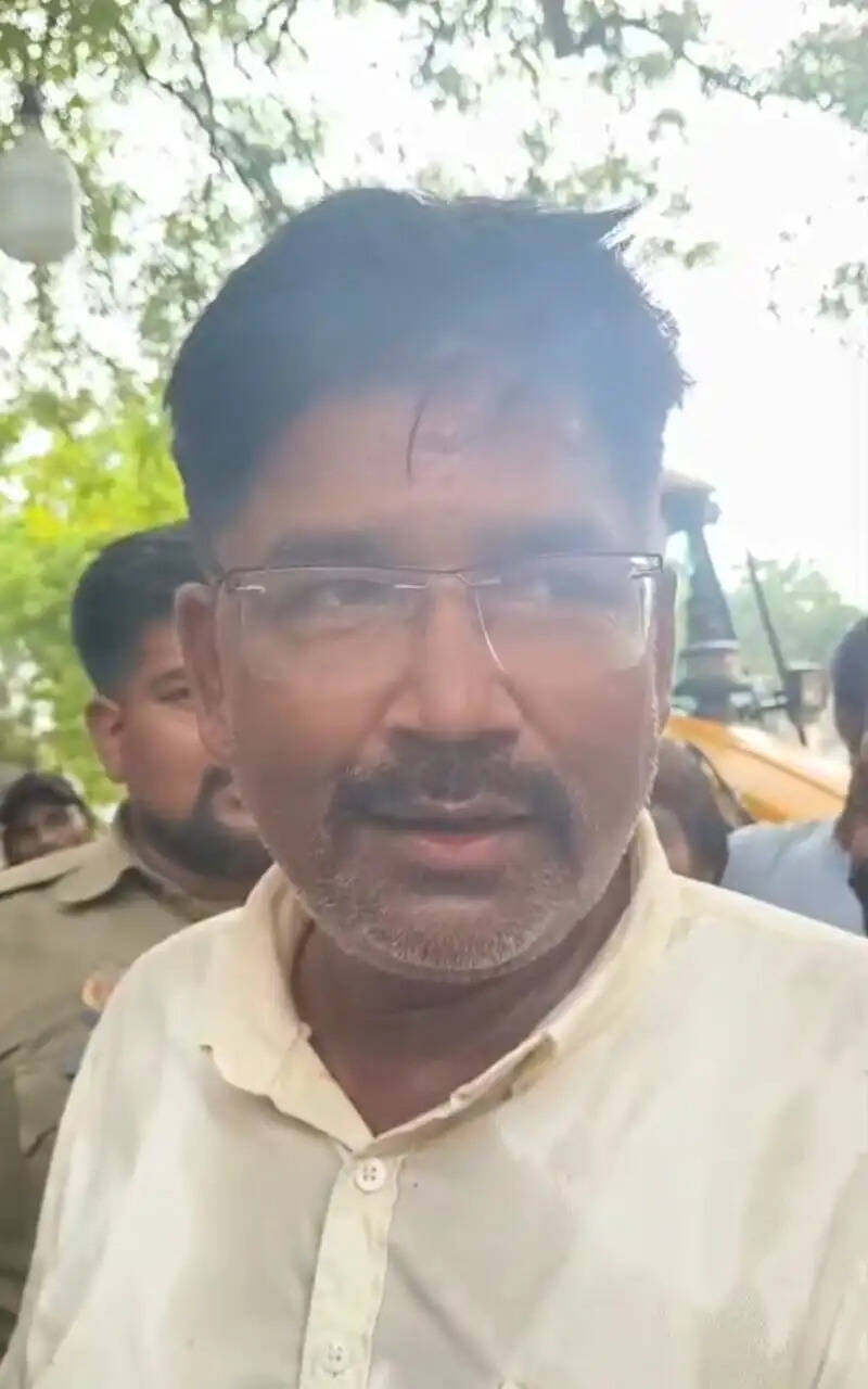 आत्महत्या मामले में नायब तहसीलदार पर दुष्कर्म व उत्पीड़न का केस दर्ज