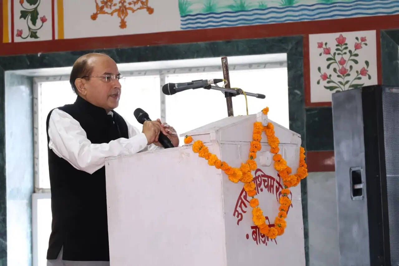 सुरक्षित रेल संचालन प्रत्येक रेलकर्मी की सामूहिक जिम्मेदारी: जीएम