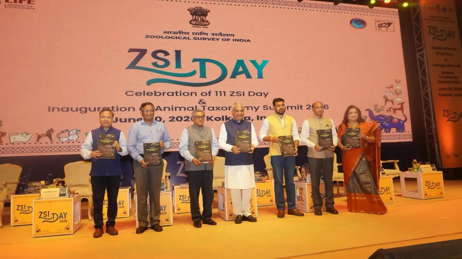 पश्चिम बंगाल के उपयुक्त क्षेत्रों में बाघों की पुनर्स्थापना की संभावनाएं तलाश रहा केंद्र: भूपेंद्र यादव