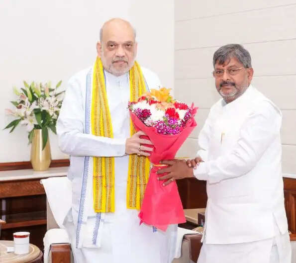 यूपी में मंत्रिमण्डल विस्तार से पहले अमित शाह से मिले रामचन्द्र यादव