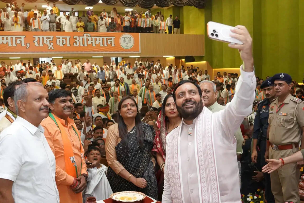 प्रधानमंत्री मोदी के सेवा-सुशासन को जन-जन तक पहुंचाने में जुटें कार्यकर्ता : नायब सैनी
