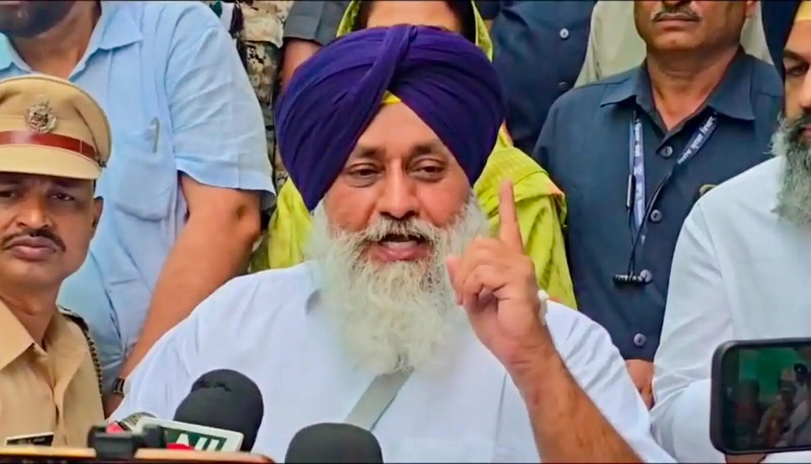 शिरोमणि अकाली दल धार्मिक सद्भाव के लिए कोई भी बलिदान देने को तैयार : सुखबीर&nbsp;बादल
