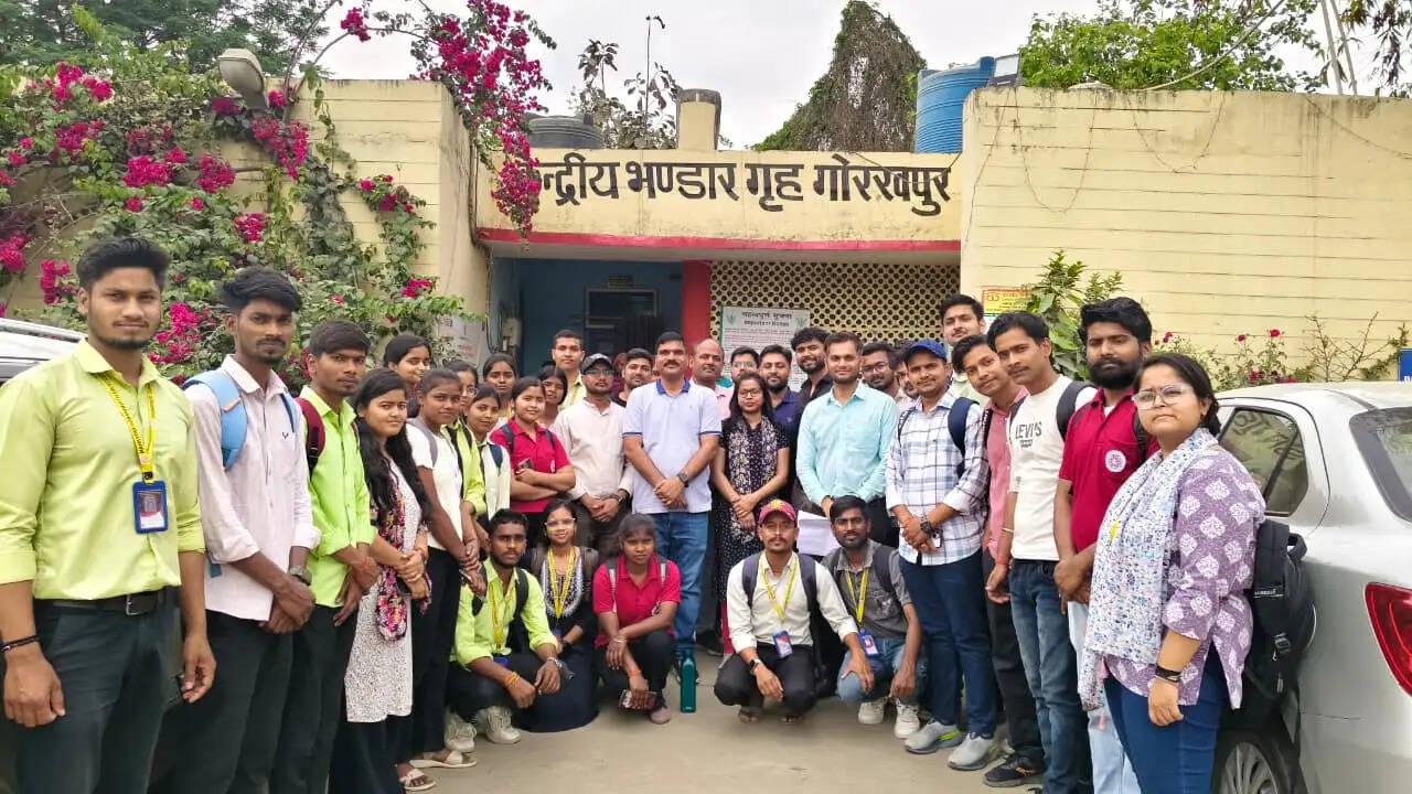 एमजीयूजी के कृषि विद्यार्थियों ने केंद्रीय भंडार गृह व एफसीआई का किया शैक्षणिक भ्रमण