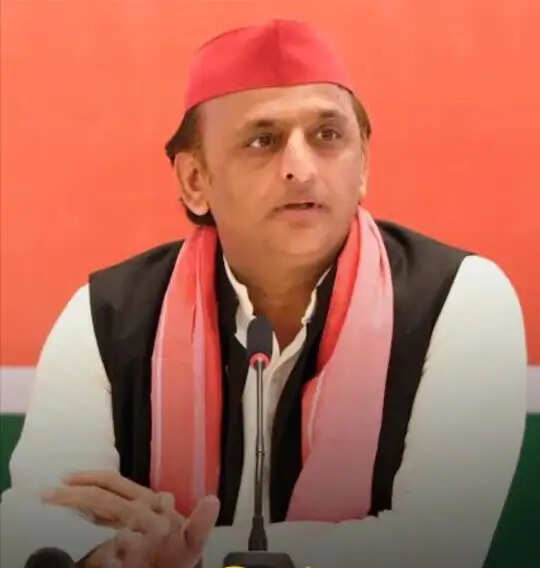 अखिलेश यादव ने लखनऊ कोचिंग अग्निकांड पर जताया शोक, घायल बच्चों के जल्द स्वस्थ होने की कामना की