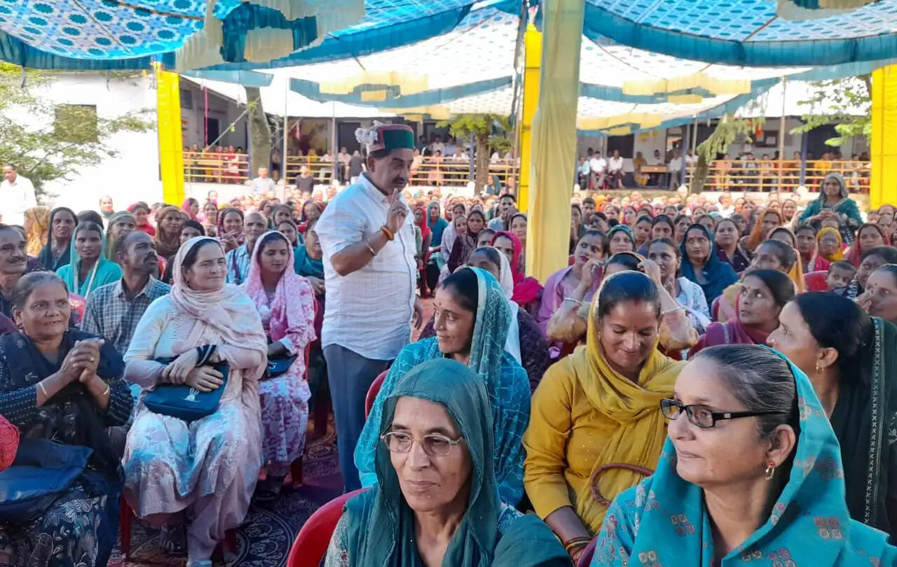 निर्धनों तथा गरीबों की हितैषी है सुख सरकार : पठानिया