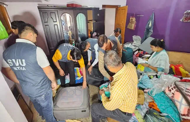 शिवहर जिले के उप विकास आयुक्त ब्रजेश कुमार के घर सहित कार्यालयों पर एसवीयू की रेड